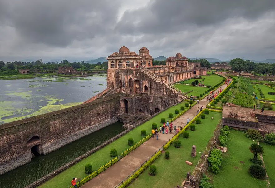 Indor Fort, Nuh, Haryana - Vushii.com